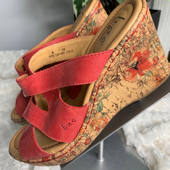 Born Concept Womens 8 Sandals Cork Wedge